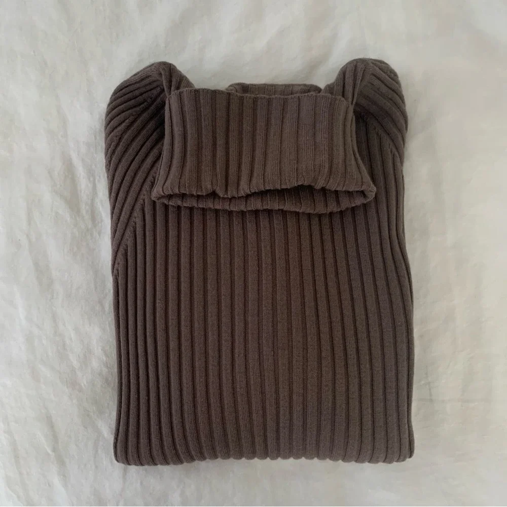 Wolford Merino Wool Turtleneck Ribbed Sweater - Picture 5 of 13